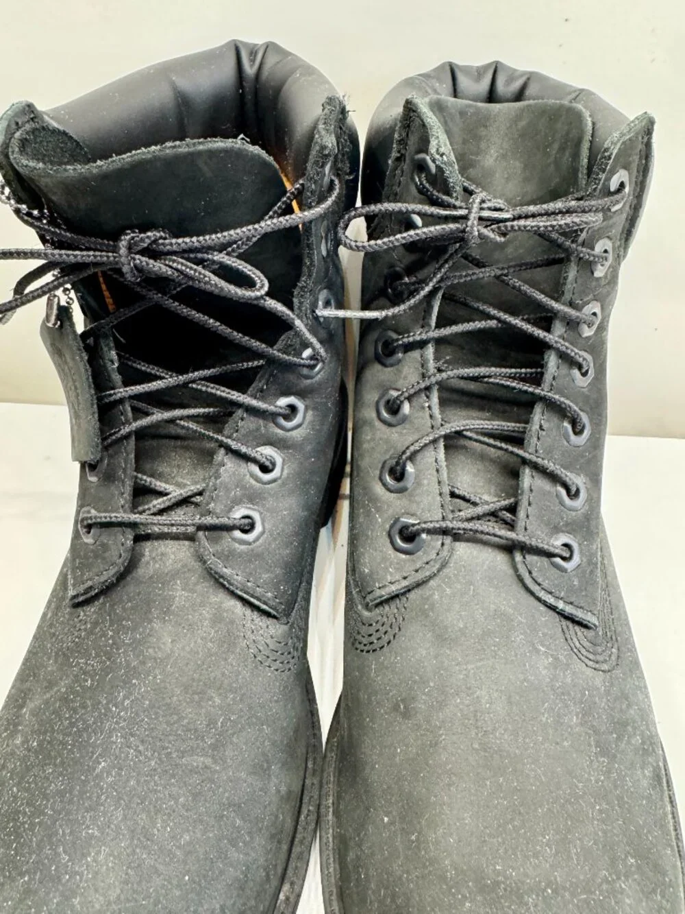 Timberland 6 inch Premium Waterproof Boots - Black Size 8.5M with Hangtag